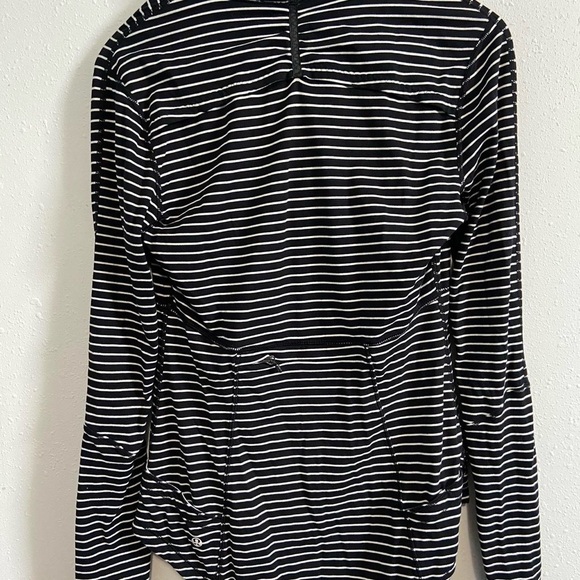 Lululemon Base Runner 1/2 Zip - Picture 6 of 7